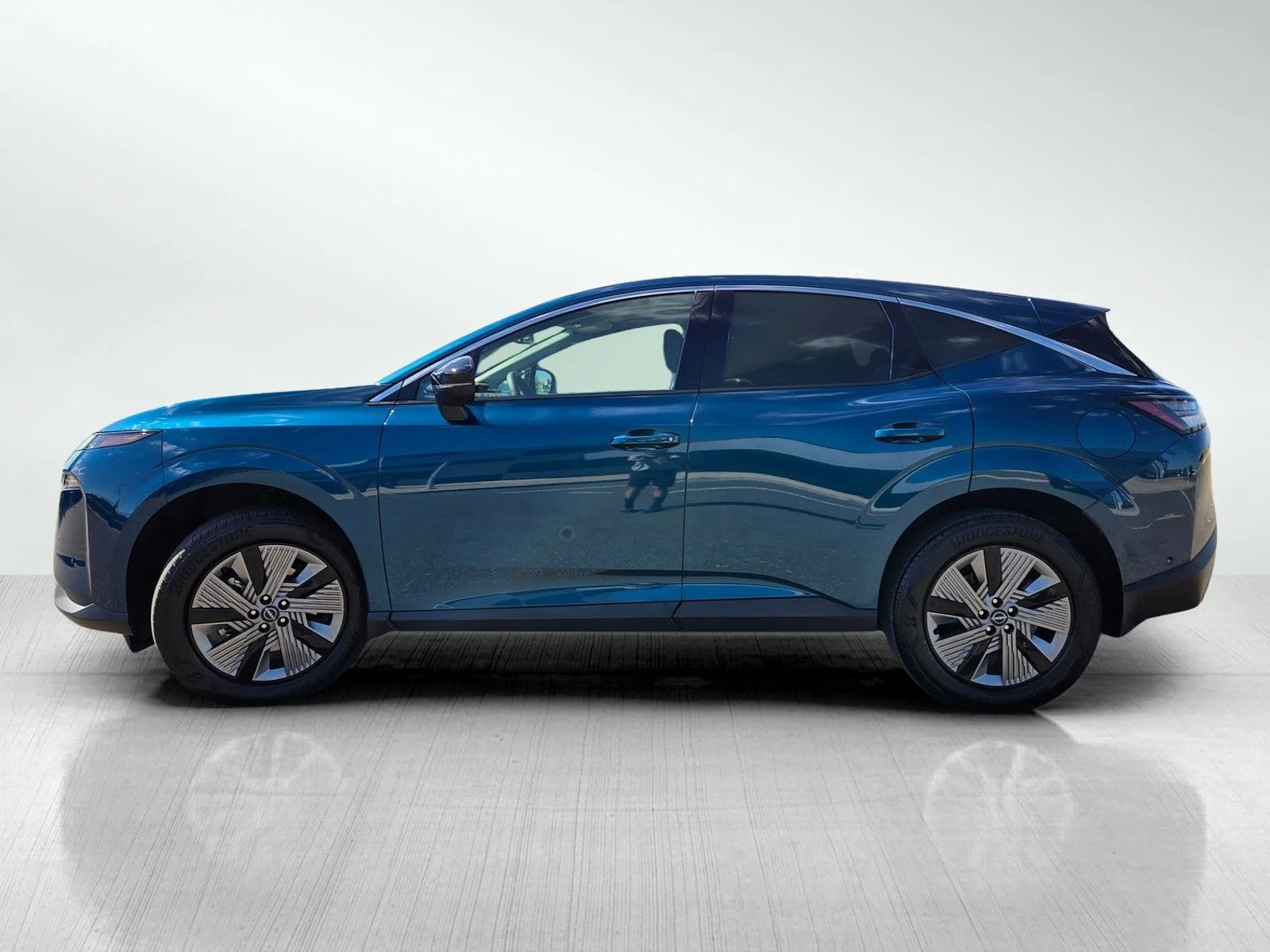 Used 2025 Aurora Blue Pearl Metallic Nissan SL image 10