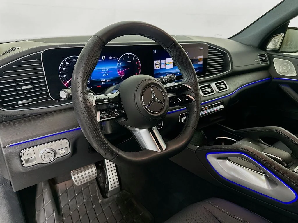 Used 2025 Black Mercedes-Benz GLS 450 image 7