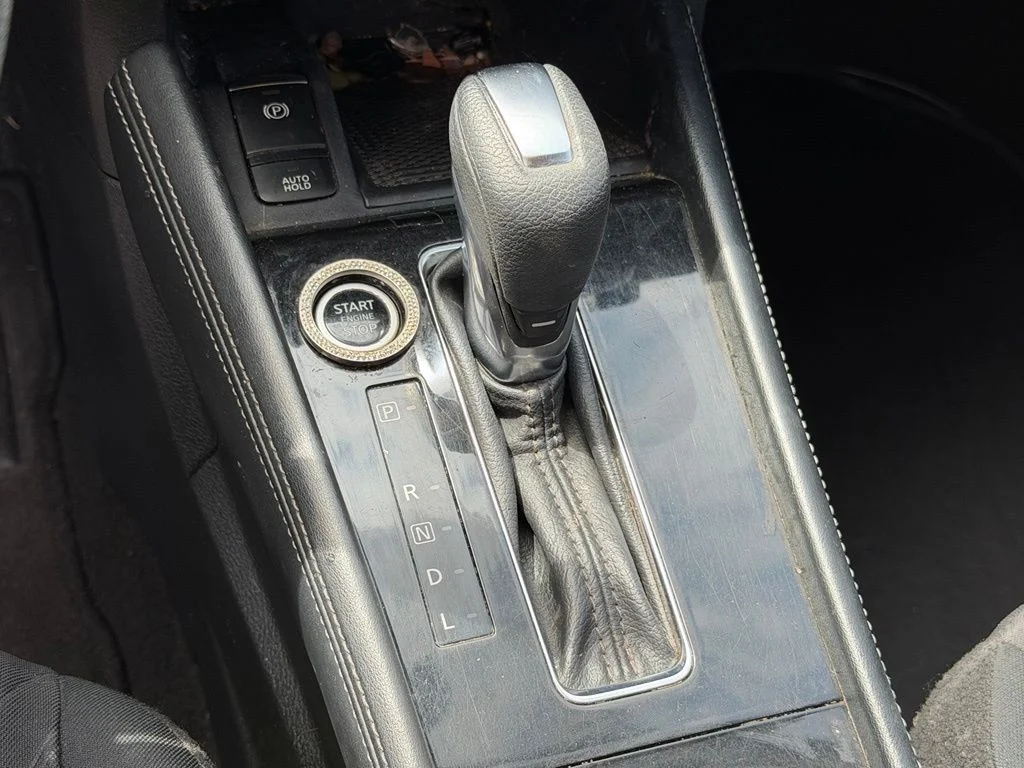 Used 2023 Red Nissan SV image 18