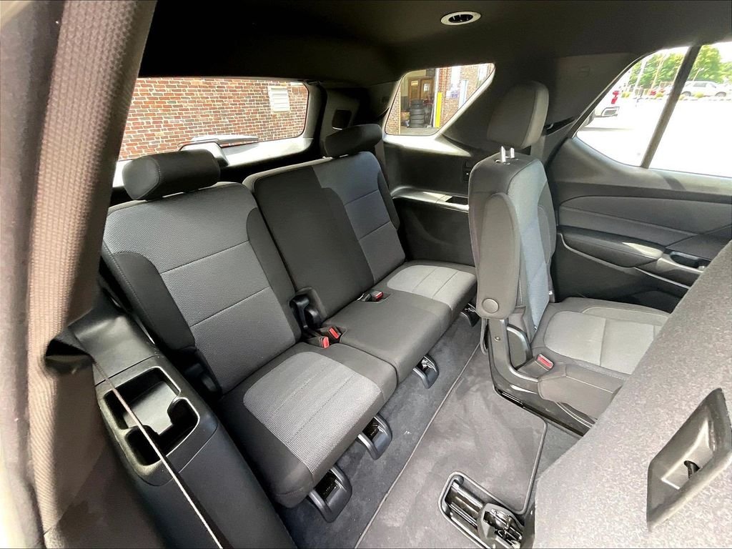 Used 2023 Black Chevrolet LT image 17