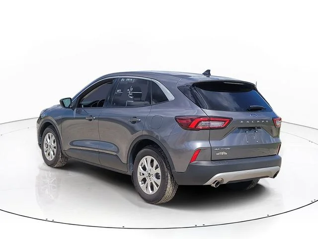 Used 2023 Gray Ford Active image 7