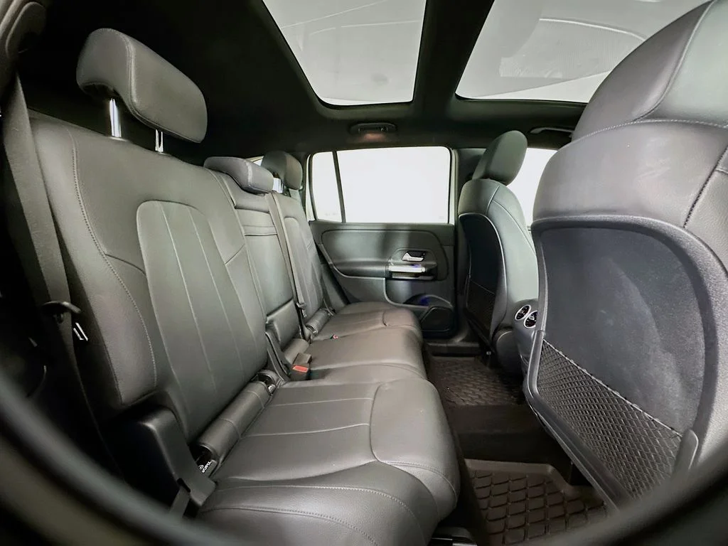 Used 2022 White Mercedes-Benz GLB 250 image 27