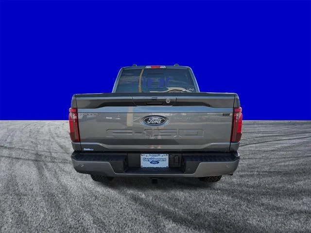 New 2026 Carbonized Gray Metallic Ford XLT image 5