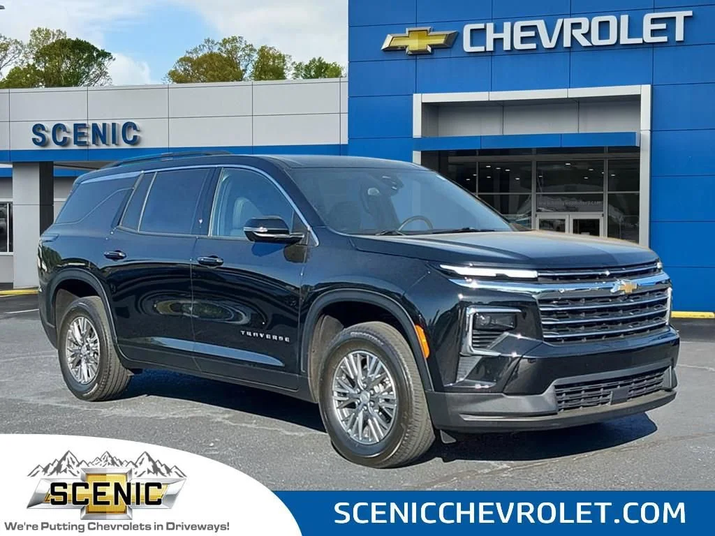 2024 Chevrolet Traverse FWD LT's photo