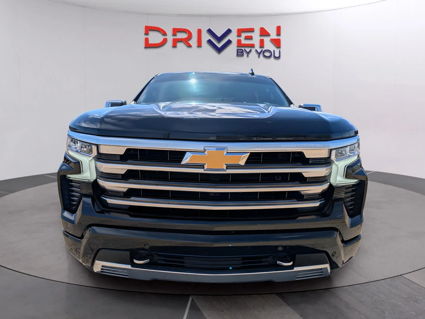 Used 2025 Black Chevrolet High Country image 8