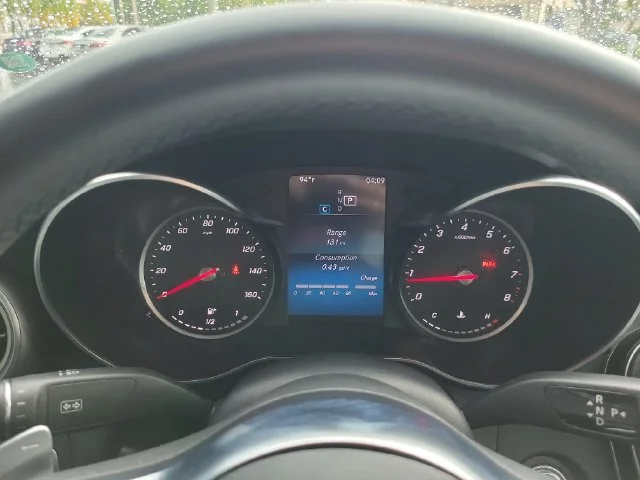 Used 2020  Mercedes-Benz C 300 image 24