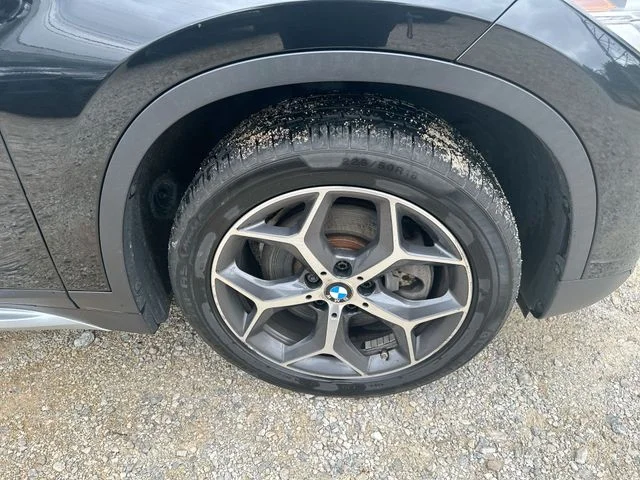 Used 2018 Black BMW sDrive28i image 53