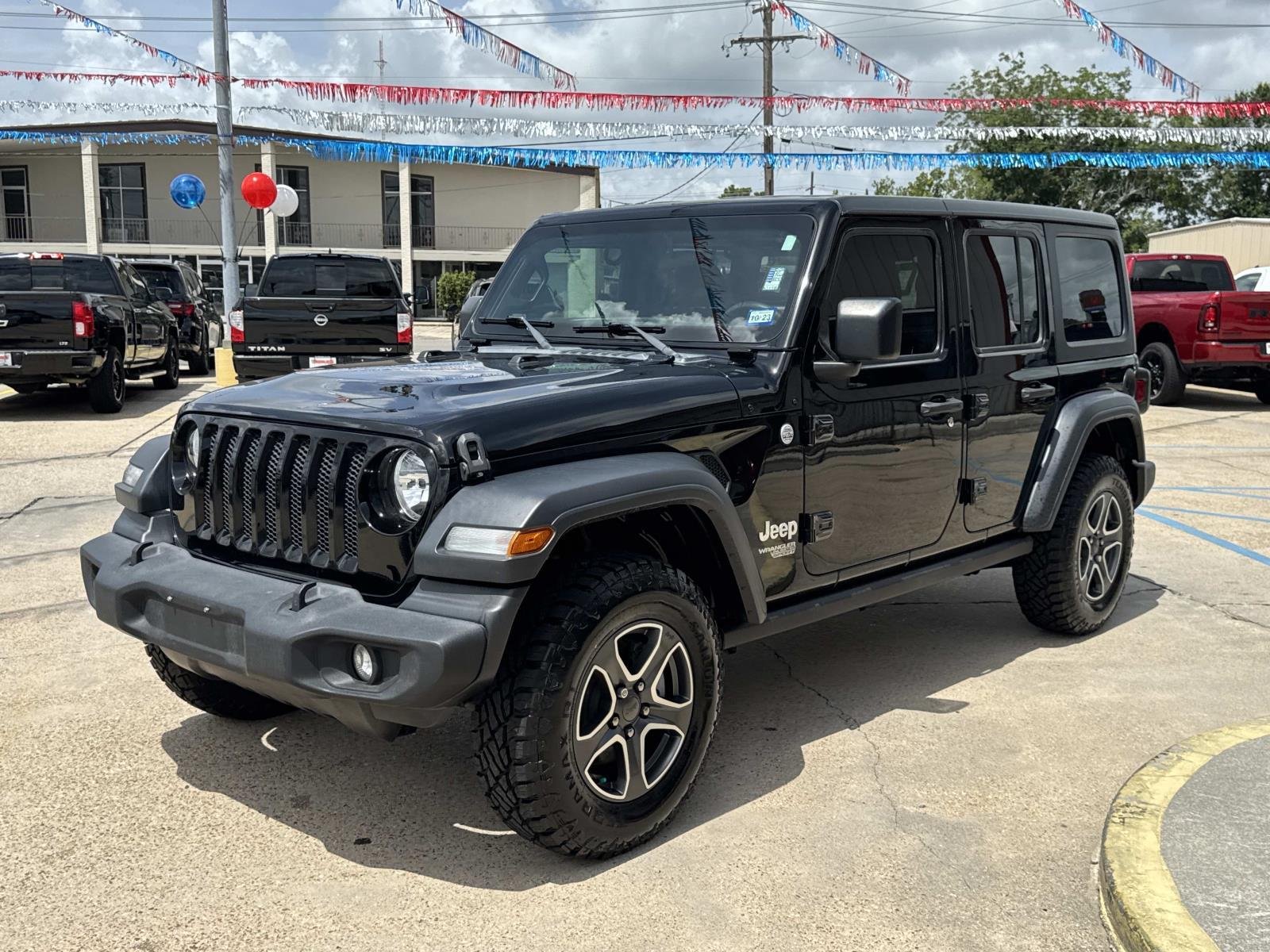 Used 2020 Black Clearcoat Jeep Sport S image 3