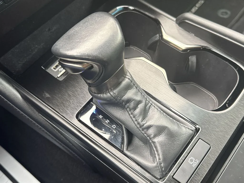Used 2023 Black Lexus 250 image 22