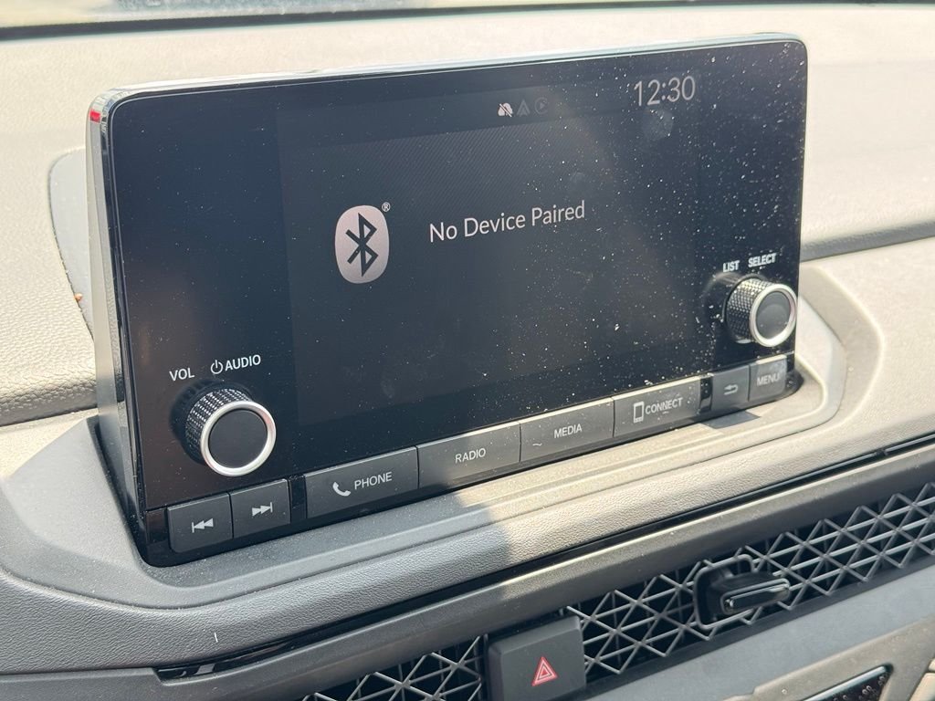 Used 2025  Honda LX image 27