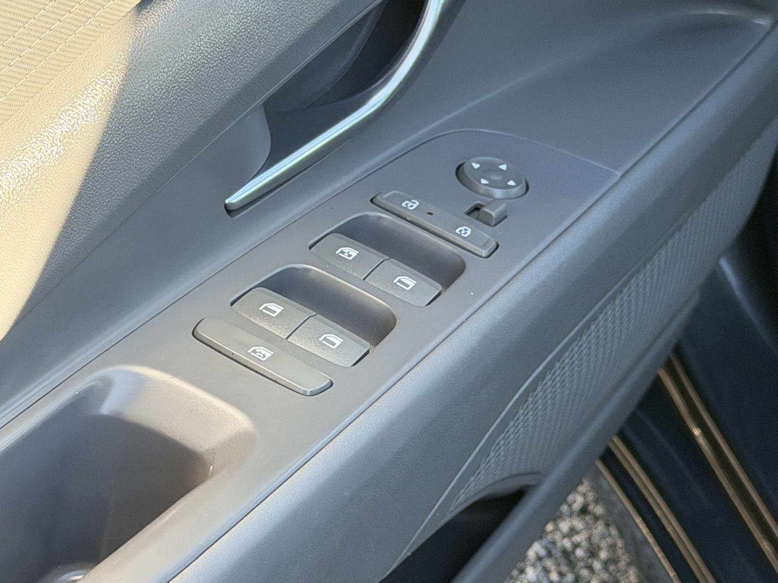 2024 Hyundai Elantra SEL - Photo 15