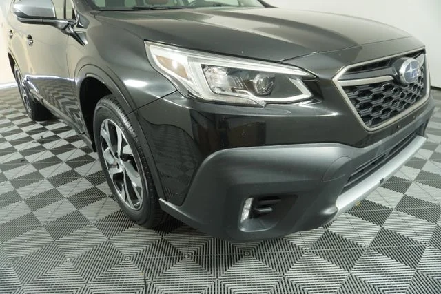 Used 2020 Crystal Black Silica Subaru Touring XT image 10