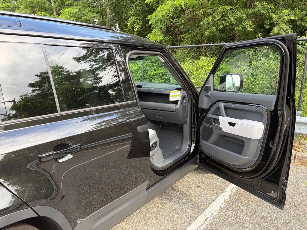 New 2026 Black Land Rover S image 14