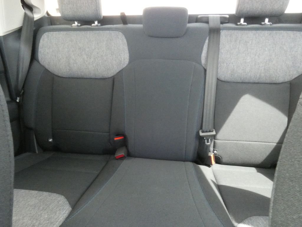 Used 2026 Gray Ford XLT image 32