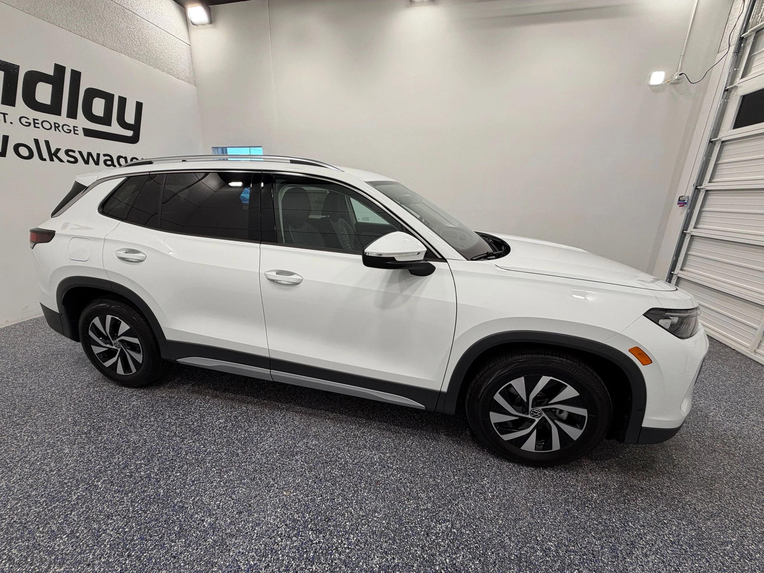 New 2026 White Volkswagen 2.0T S image 8