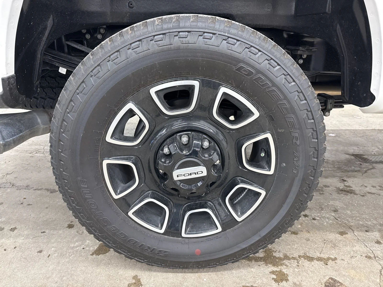 New 2026 Star White Metallic Tri-Coat Ford F-250® Platinum® image 10