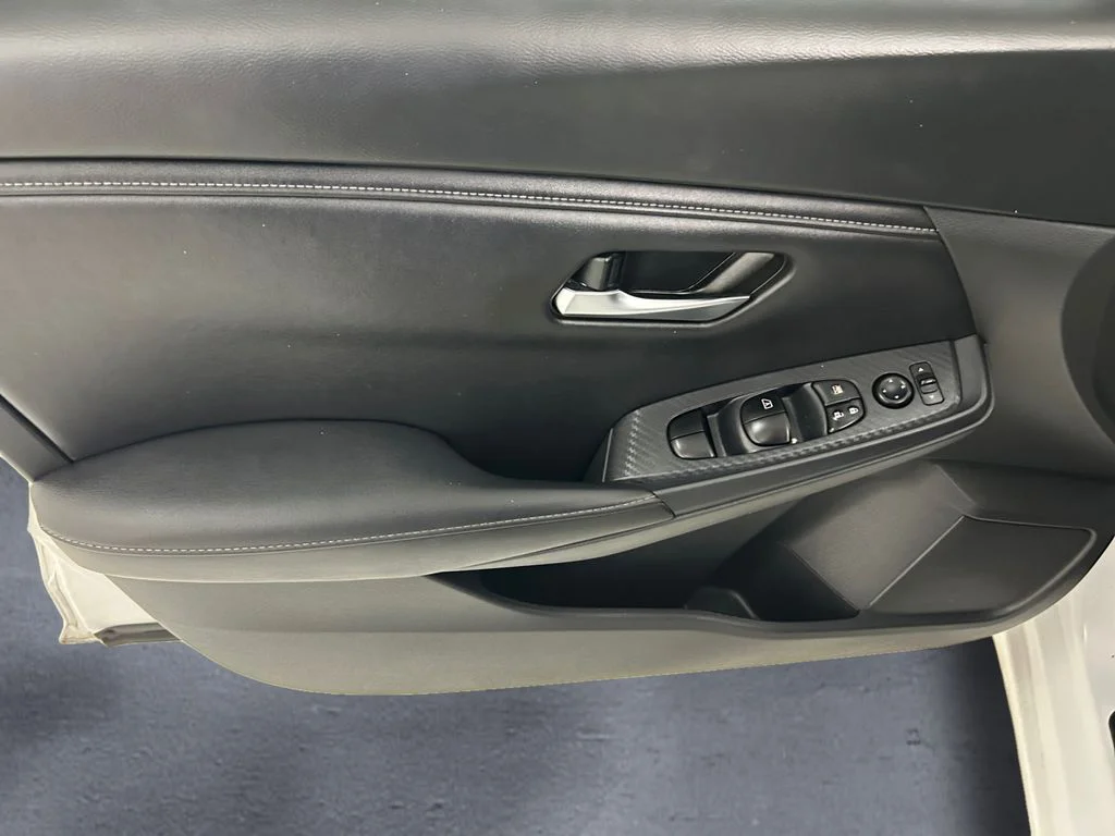 Used 2023 White Nissan SV image 12