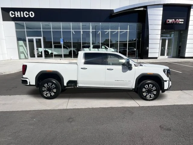 2026 GMC Sierra 3500HD Denali - Photo 8