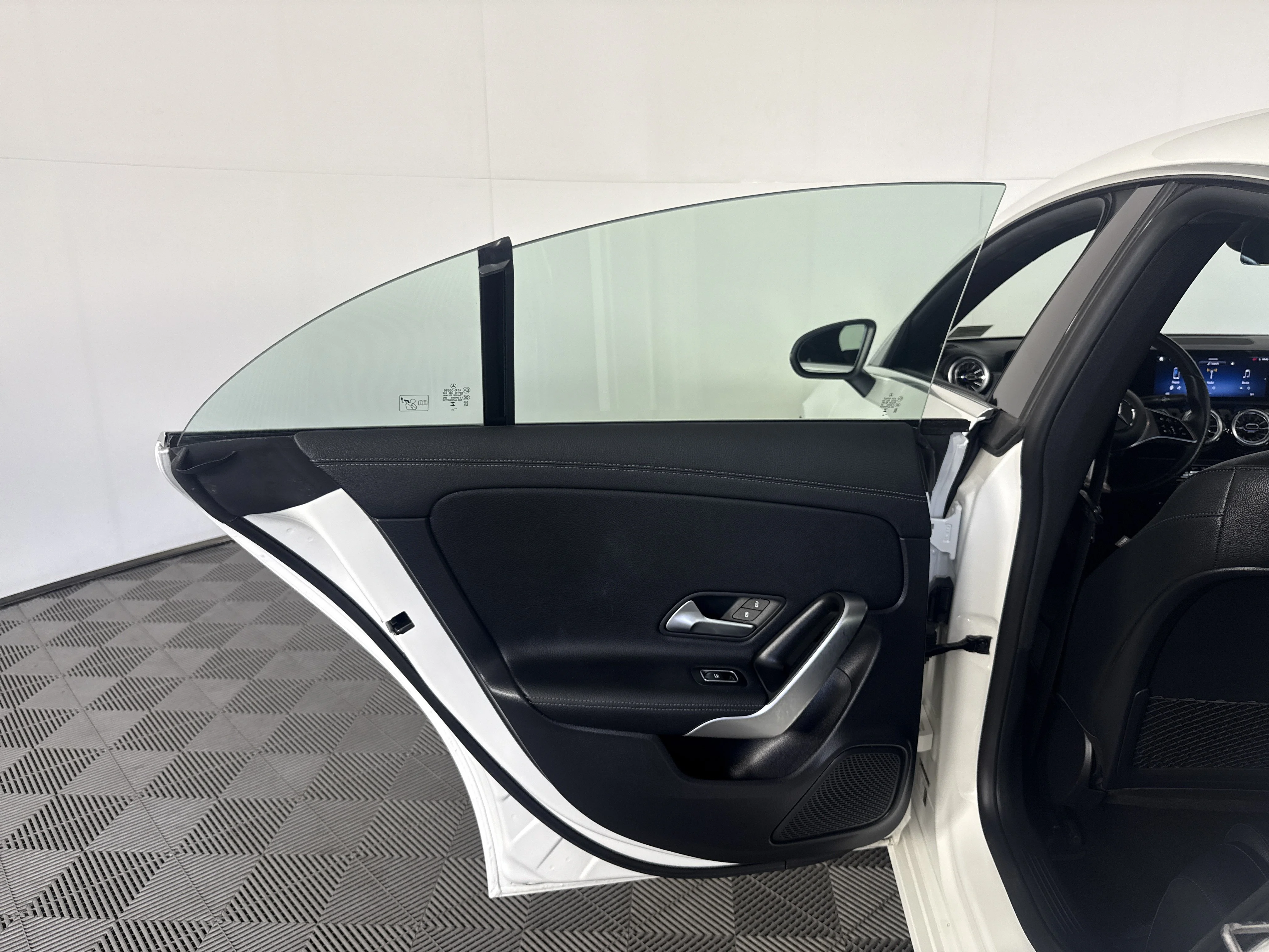 Used 2025 White Mercedes-Benz  image 20