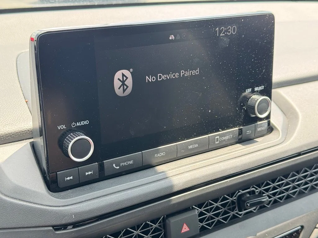 Used 2025  Honda LX image 27