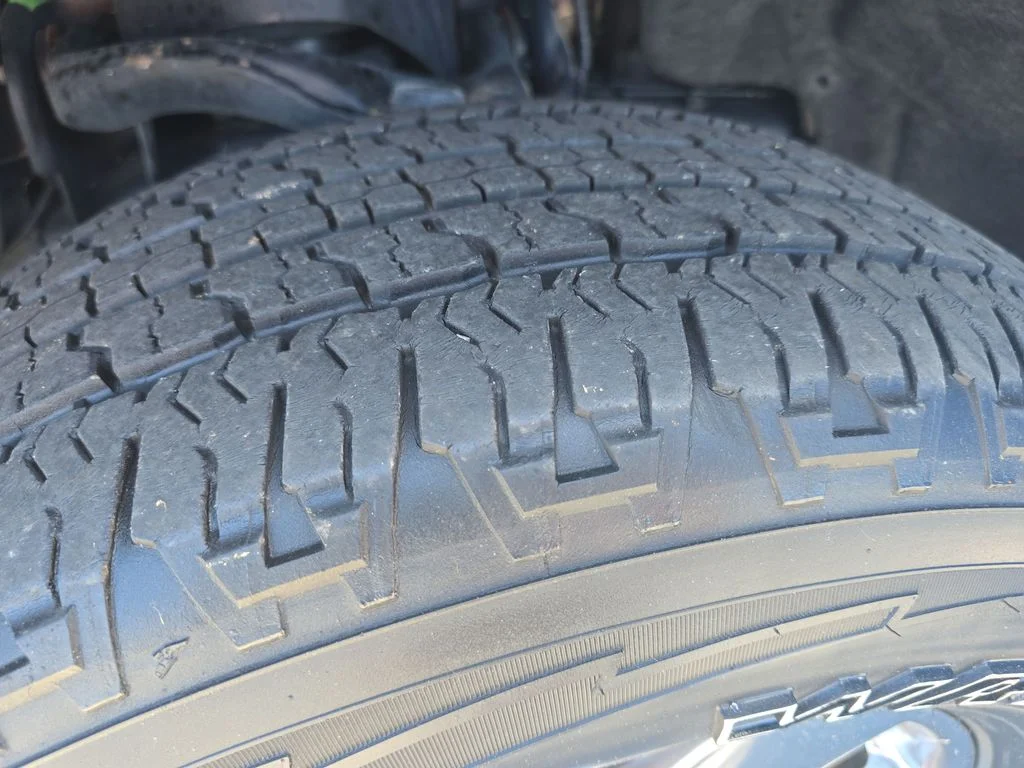 Used 2020 Blue Ford XLT image 27