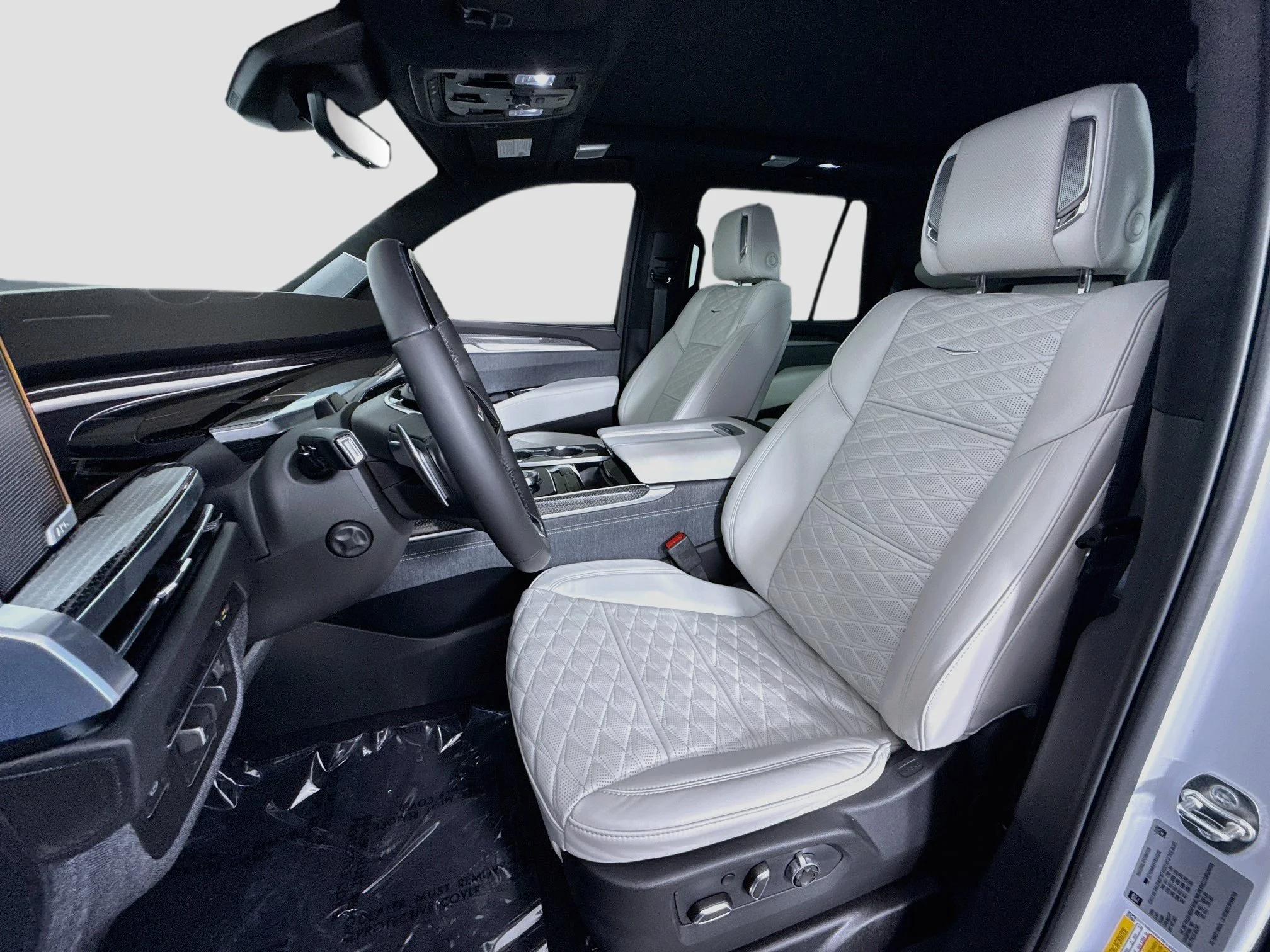 Used 2026 Vibrant White Tricoat Cadillac V-Series image 24