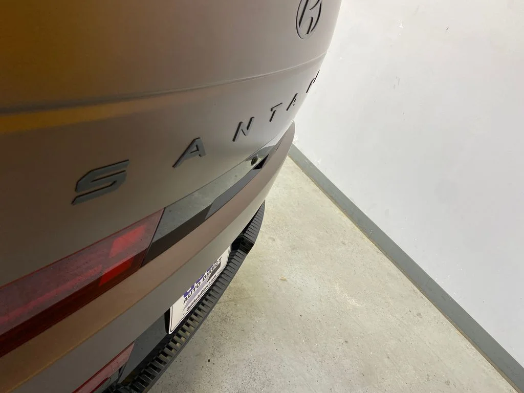 Used 2025 Brown Hyundai Calligraphy image 18