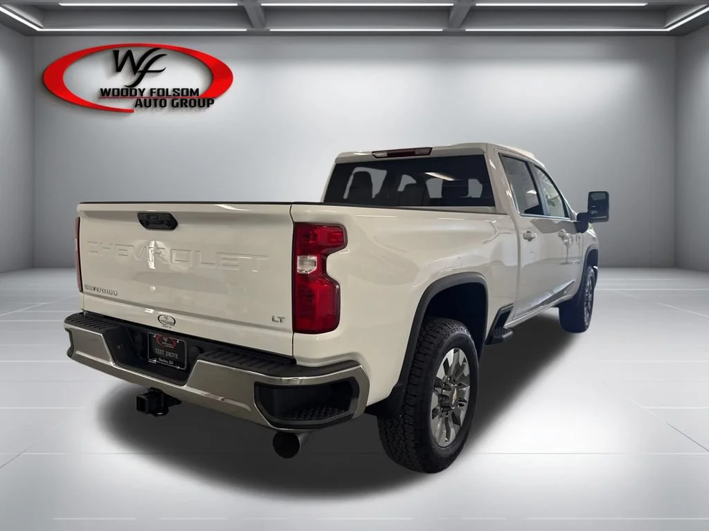 New 2026 Summit White Chevrolet LT image 6