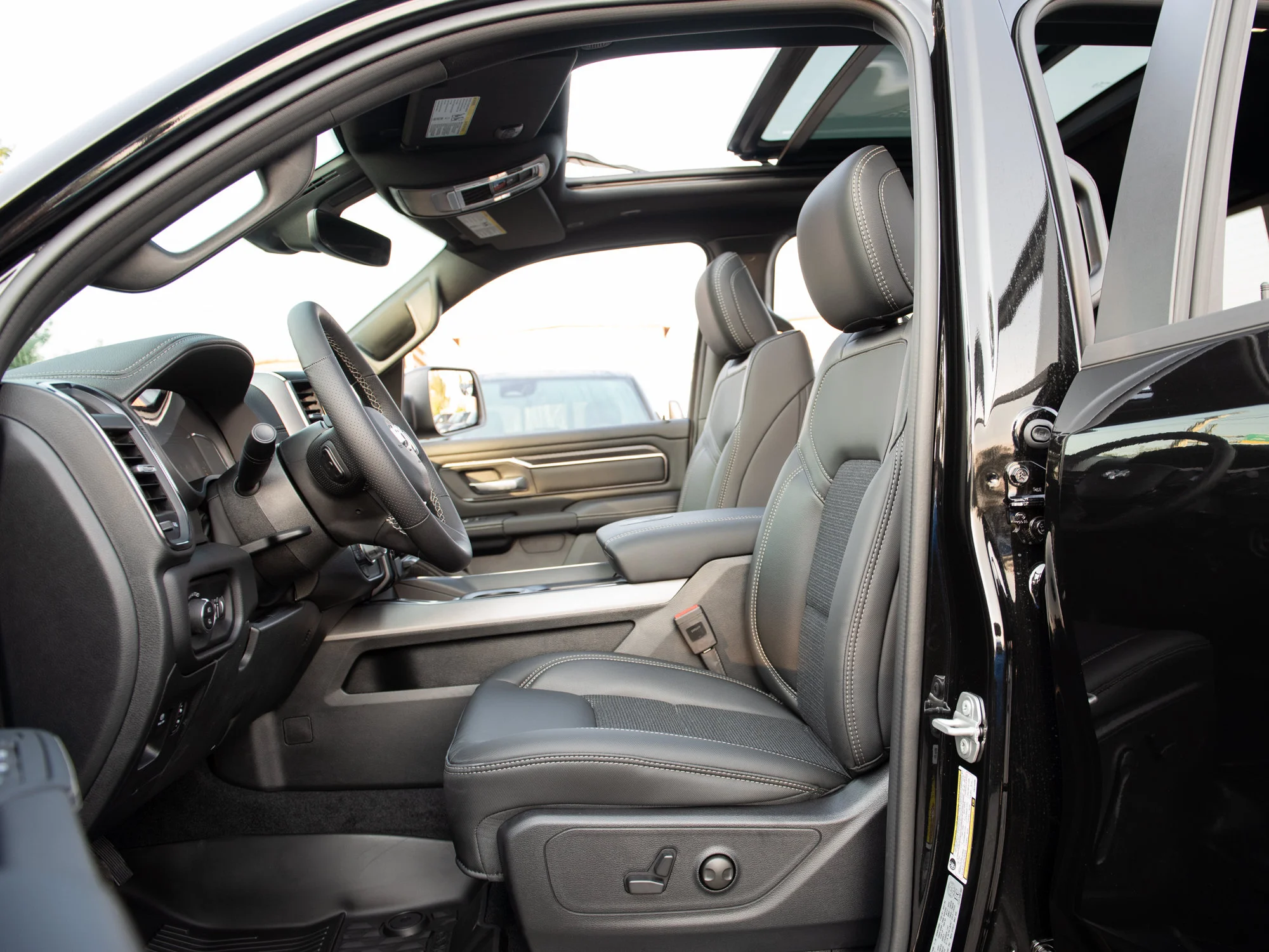 New 2026 Black RAM Sport* Crew Cab 4x4, Panoramic Sunroof, Heated Seats/Wheel, Alpine Audio image 23
