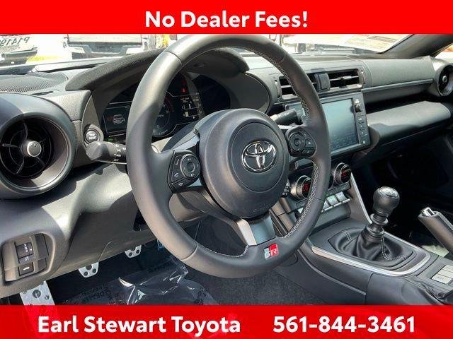 Certified Used 2025 HALO Toyota  image 23