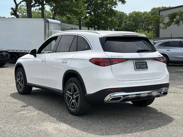 New 2026 White Mercedes-Benz GLC 300 image 8