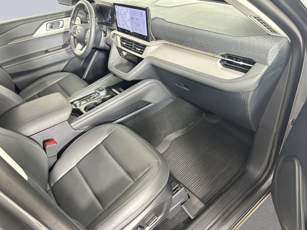 2025 Ford Explorer Active - Photo 26