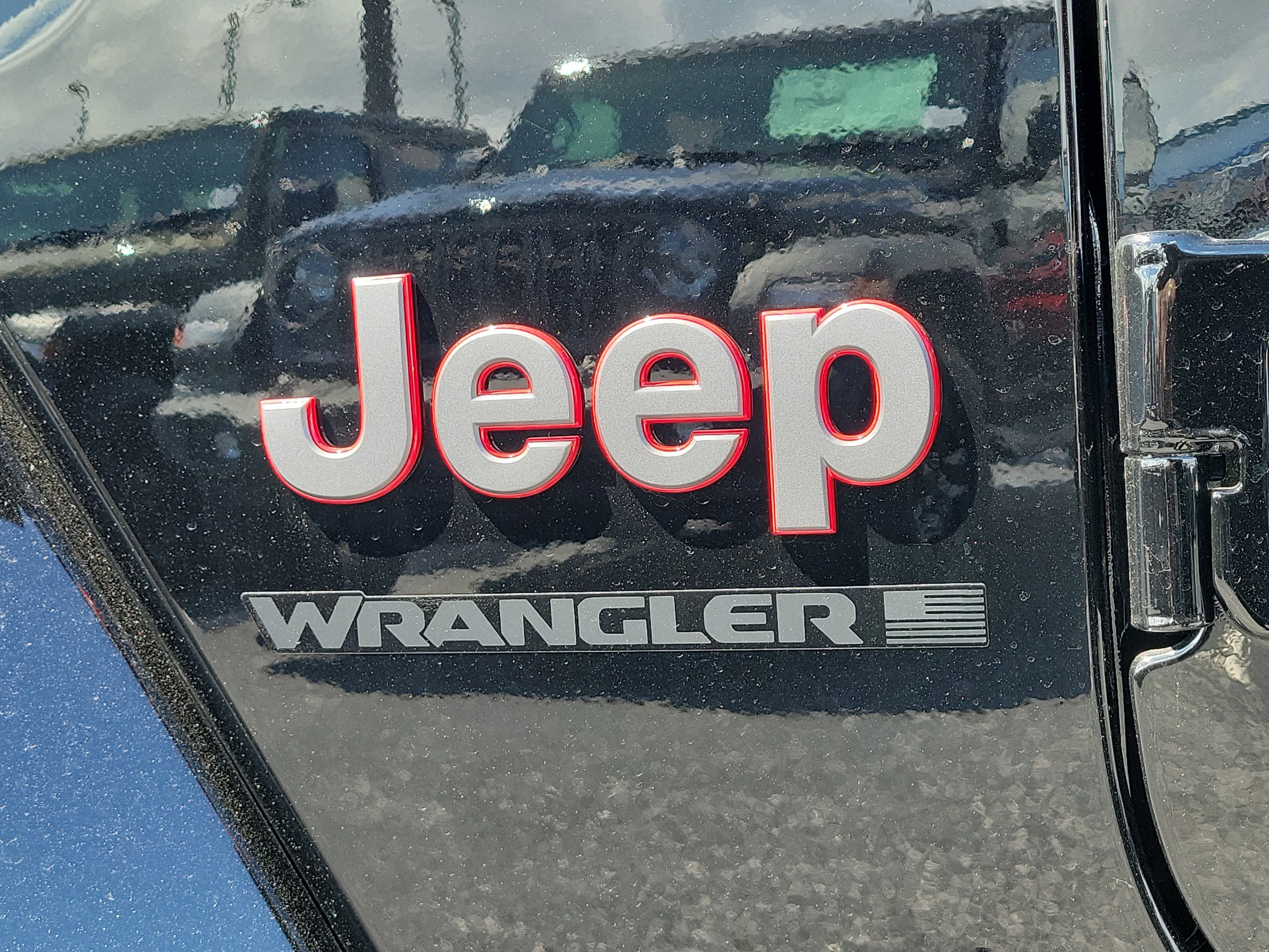 New 2026 Black Clear-Coat Exterior Paint Jeep Rubicon X image 6