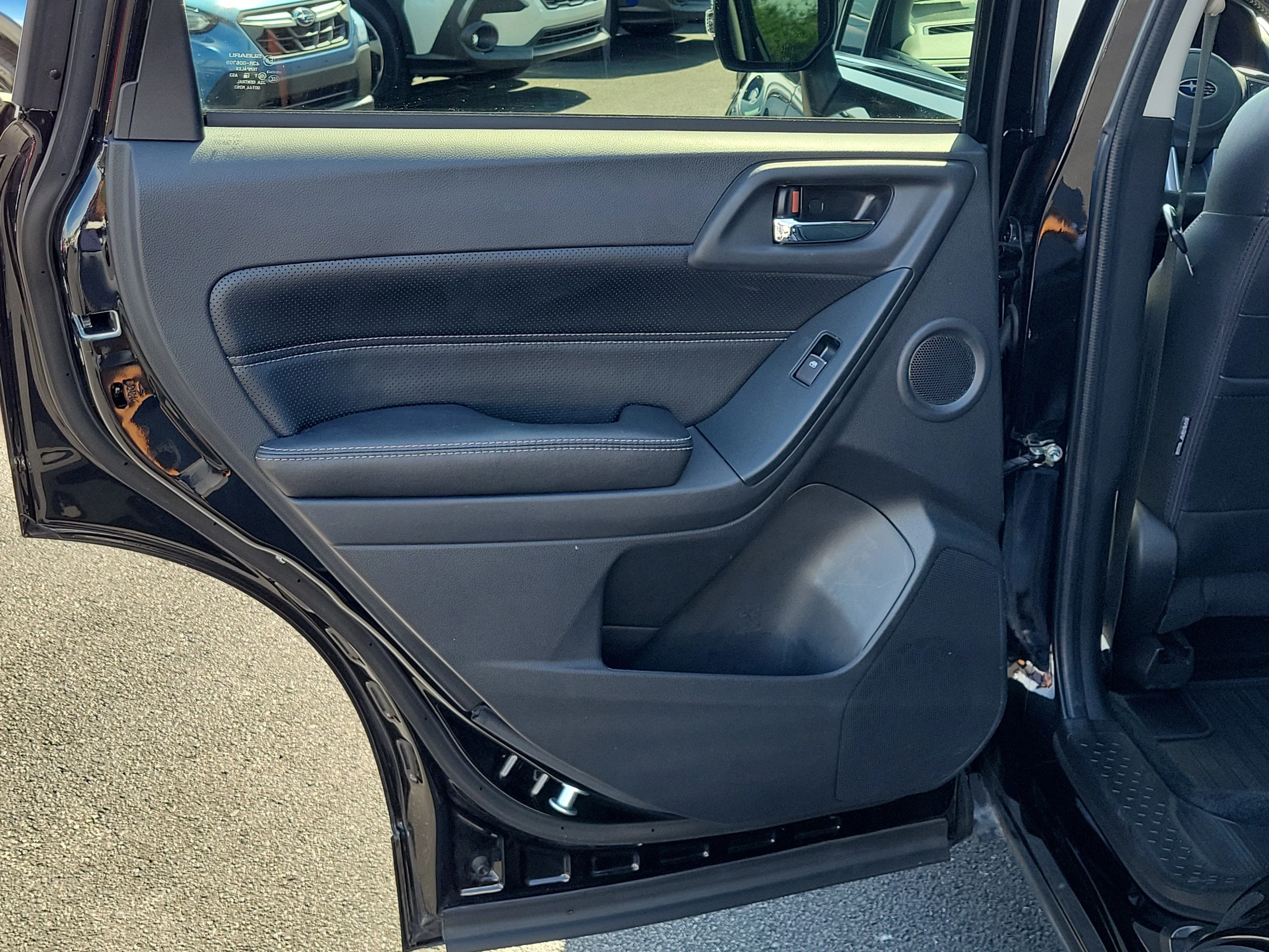 Used 2018 Crystal Black Silica Subaru Touring image 13
