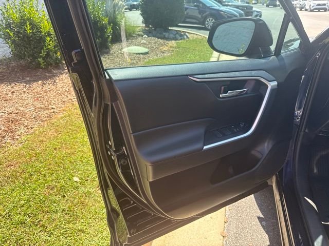 Used 2024  Toyota XLE image 20