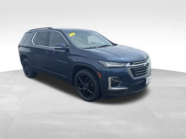 Used 2023 Northsky Blue Metallic Chevrolet LT Cloth image 8