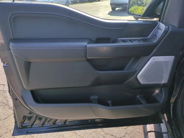 Used 2025 Blue Ford Lariat image 12