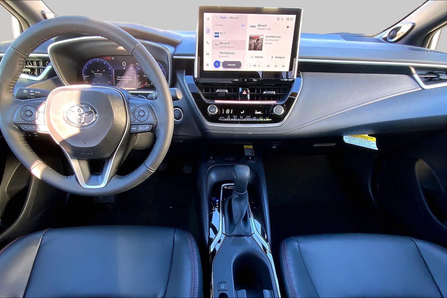 View vehicle photo 5