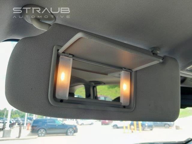 Used 2018  Honda Touring image 34