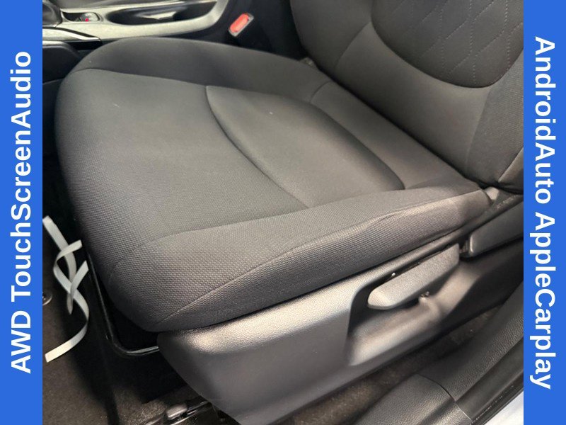 Used 2022 Silver Toyota LE image 16