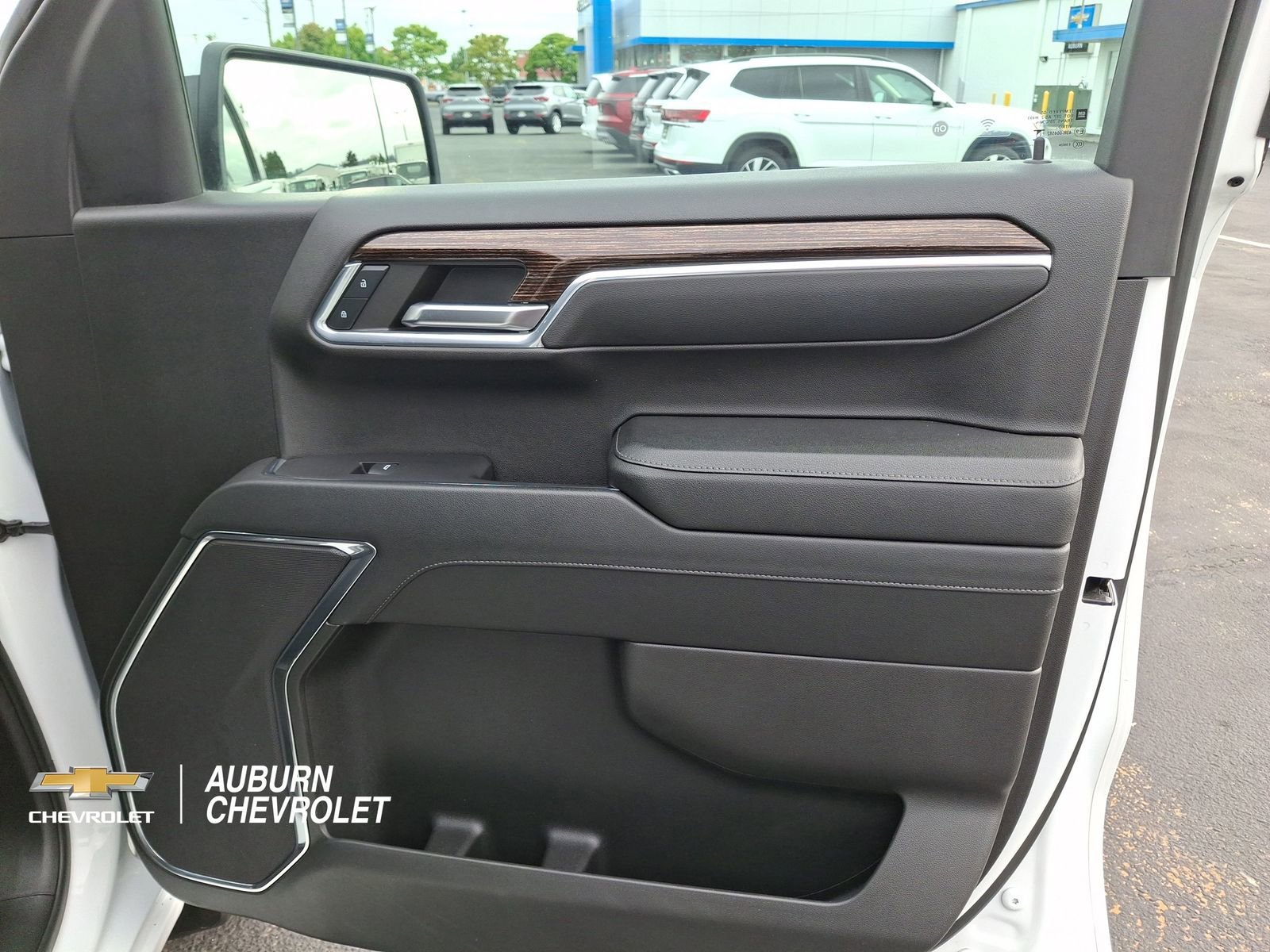 2024 GMC Sierra 1500 SLE - Photo 23