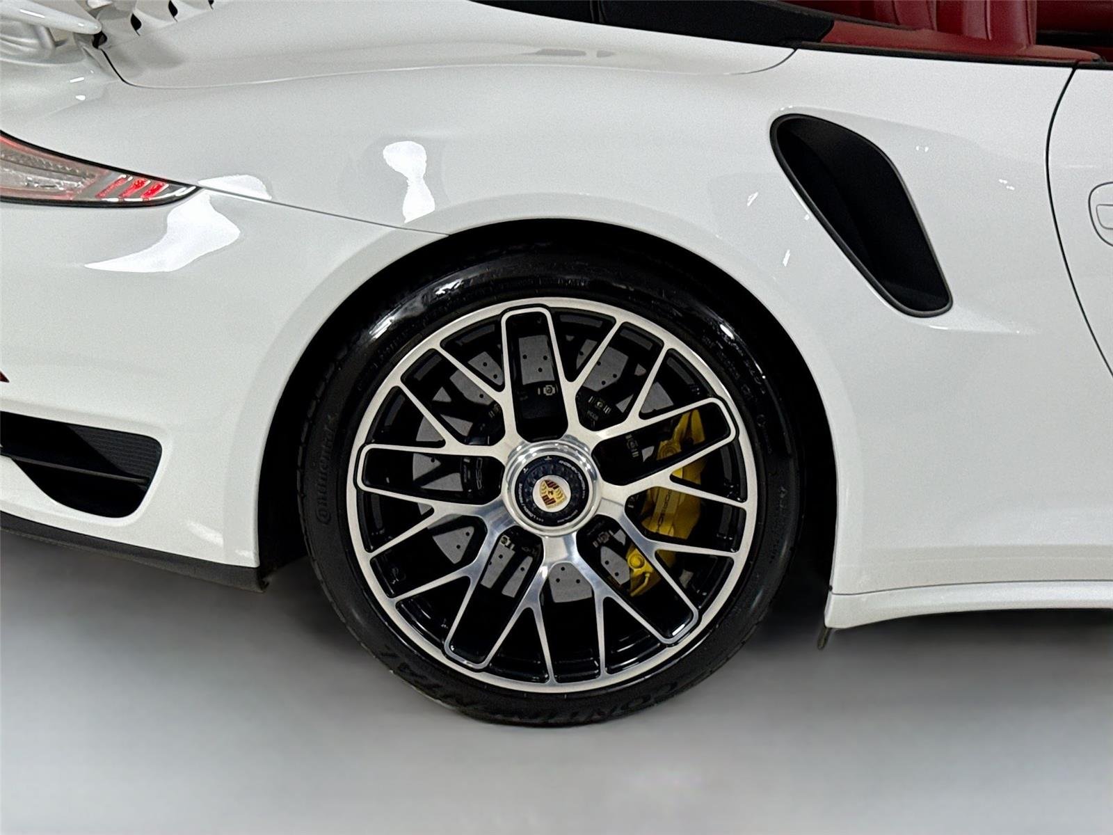 Used 2015 White Porsche Turbo S Cab image 39
