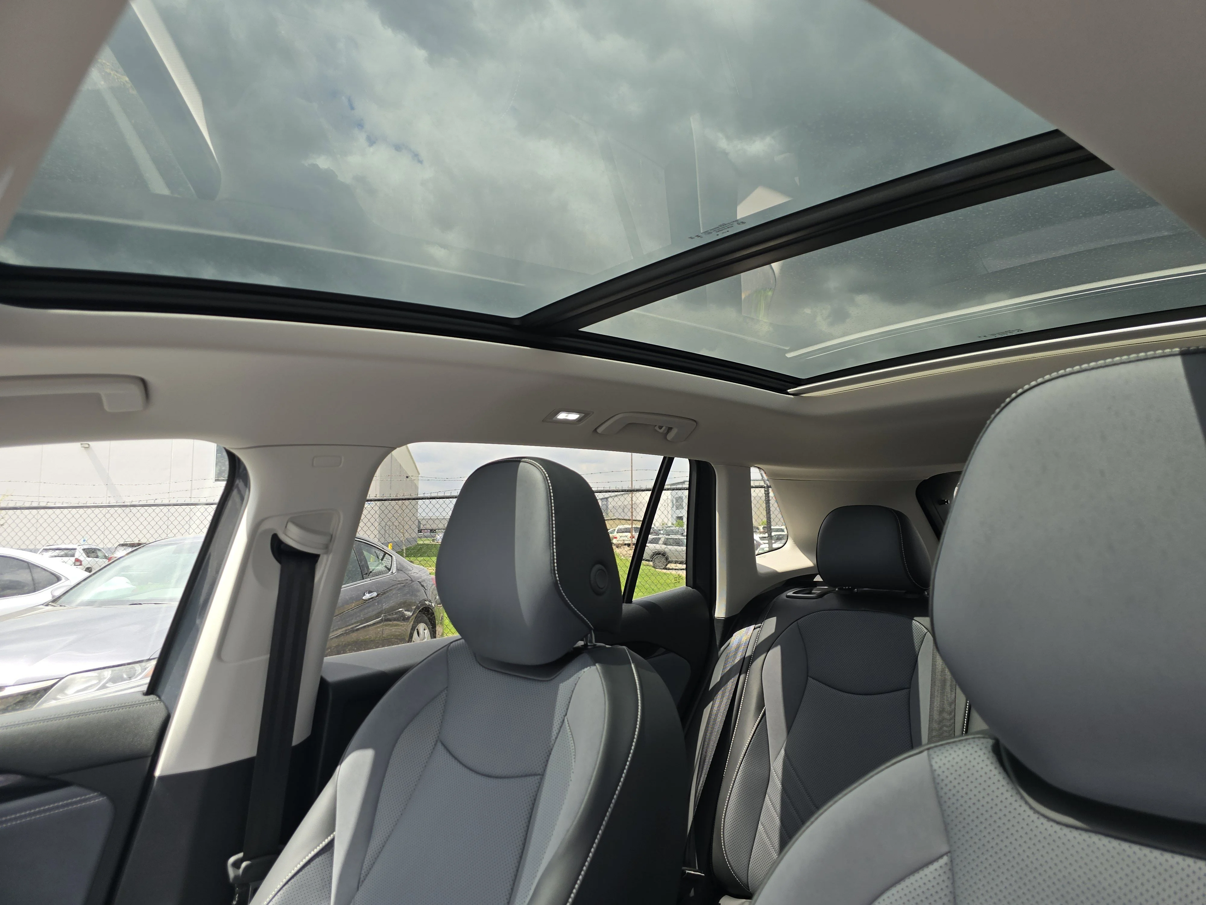 New 2026 Platinum Gray Metallic Volkswagen SE image 19
