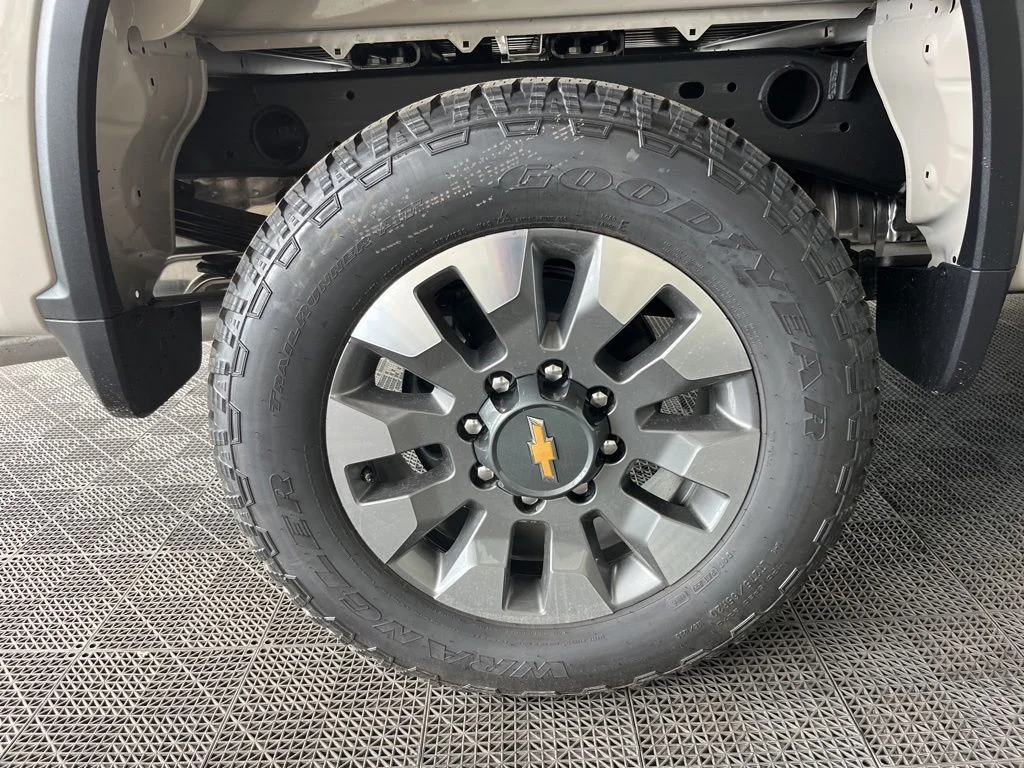 2026 Chevrolet Silverado 2500 HD Custom - Photo 15