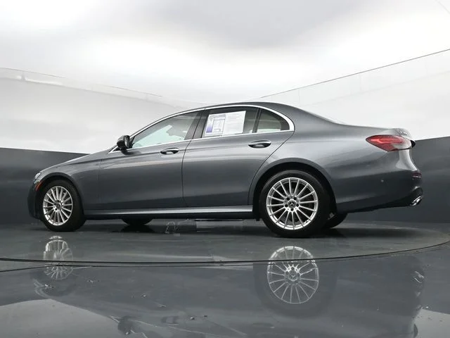 Used 2023  Mercedes-Benz E 350 image 27
