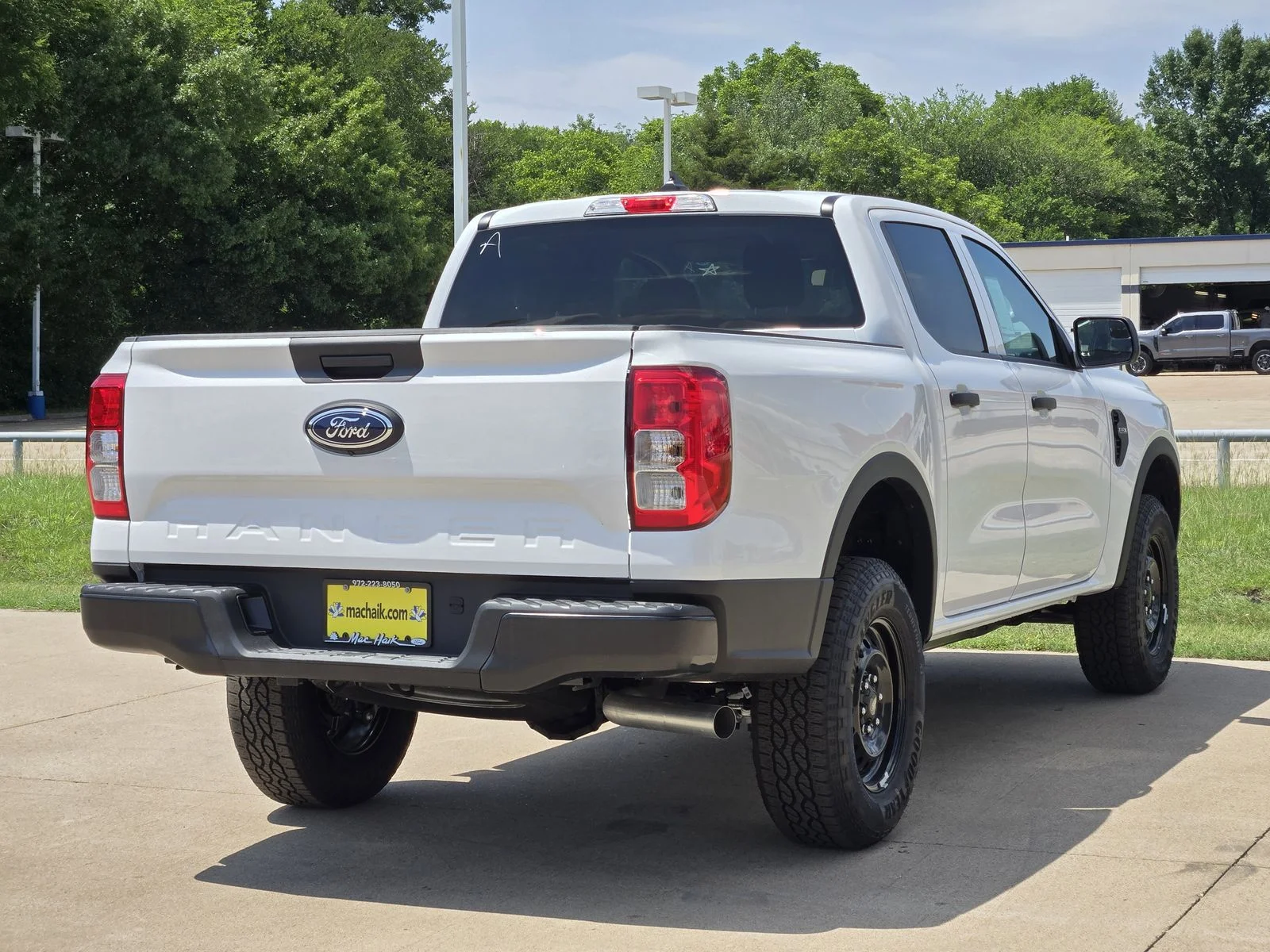 New 2026 Oxford White Ford XL image 4