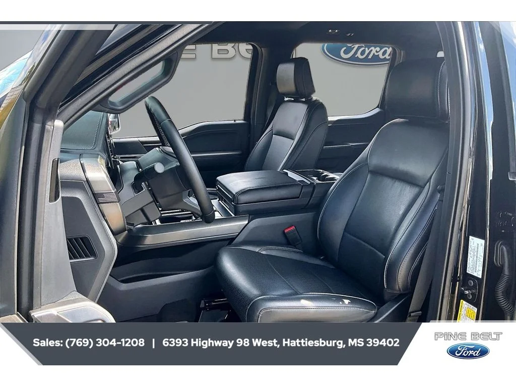 Used 2025 BLACK Ford Lariat image 19