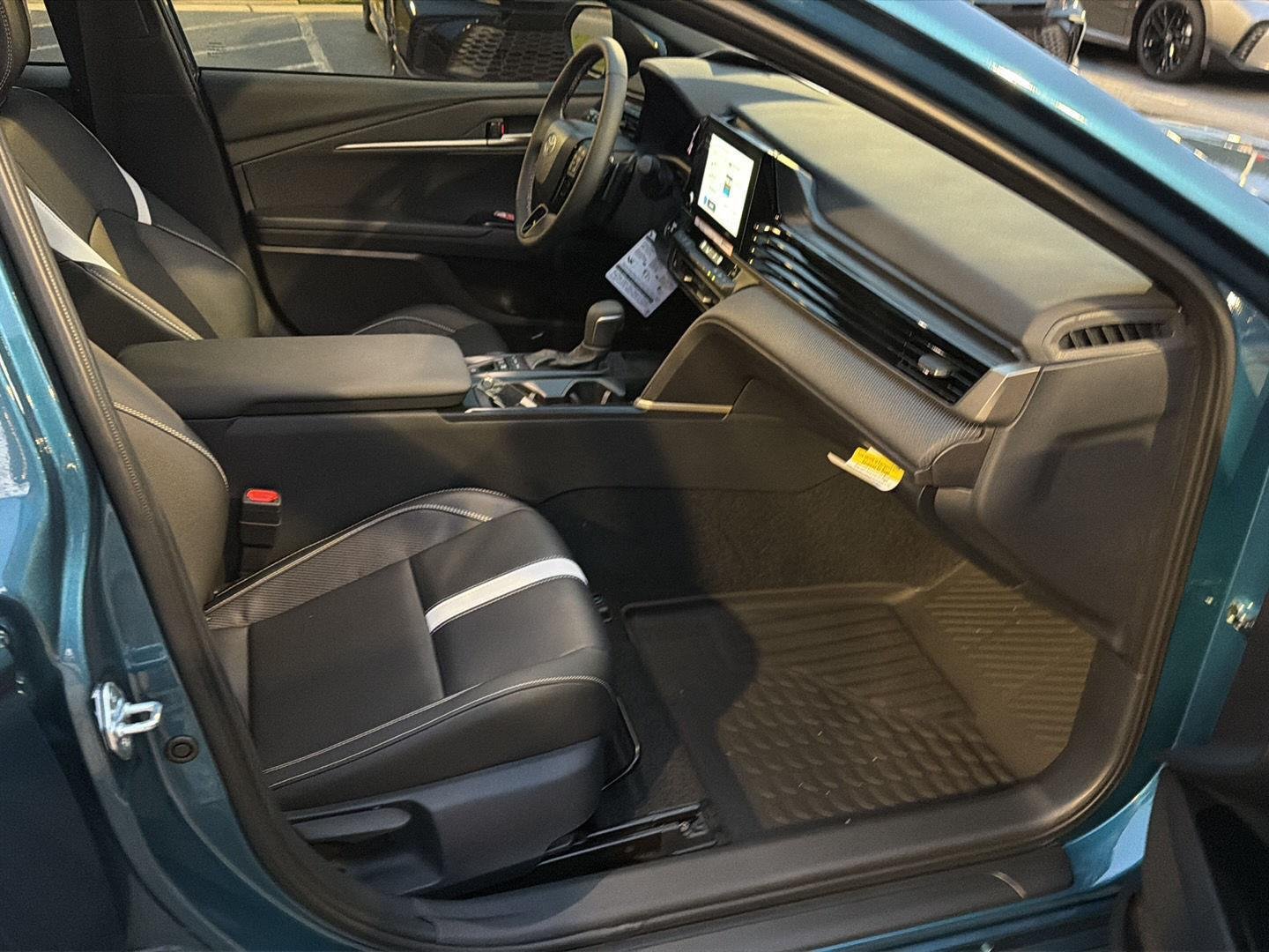 New 2026 Ocean Gem Toyota SE image 13