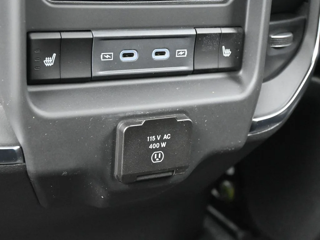 New 2026 Granite Crystal Metallic Clearcoat Ram Laramie image 35