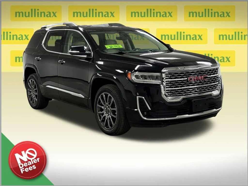 2023 GMC Acadia Denali FWD's photo